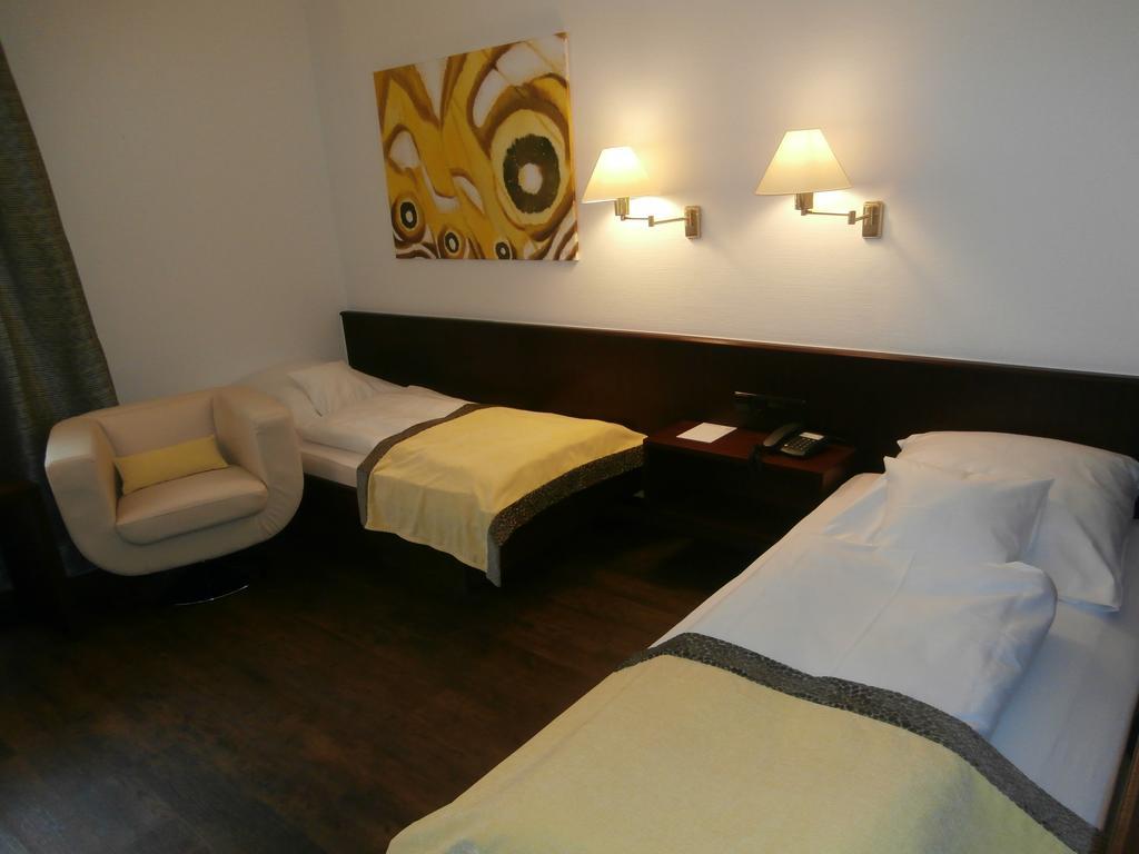 Central Hotel Freiburg Ruang foto